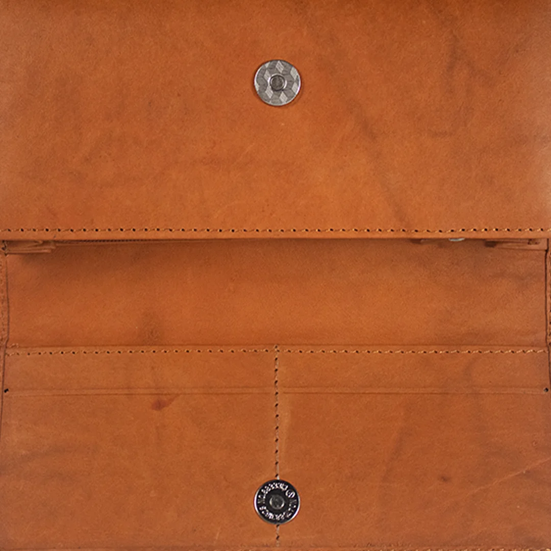 Godsend Urban Edge Clutch – Tan Leather Edition - Image 2